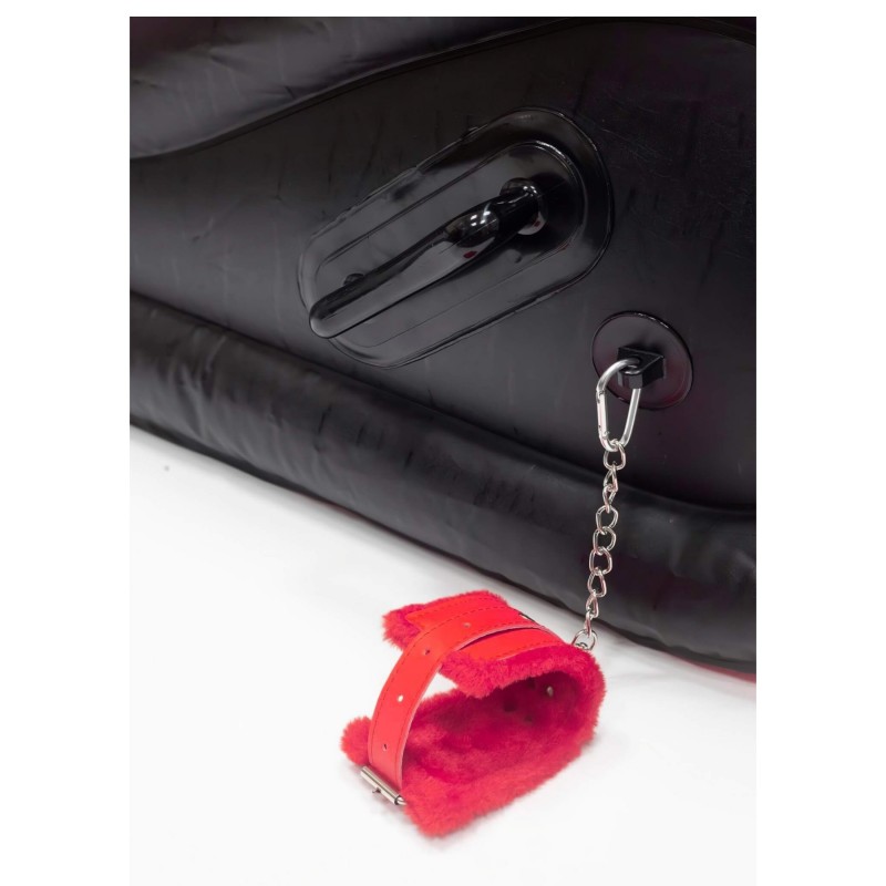 Desirel Magic Pillow - felfújható BDSM szexbútor - bilinccsel (piros) 137010 termék bemutató kép