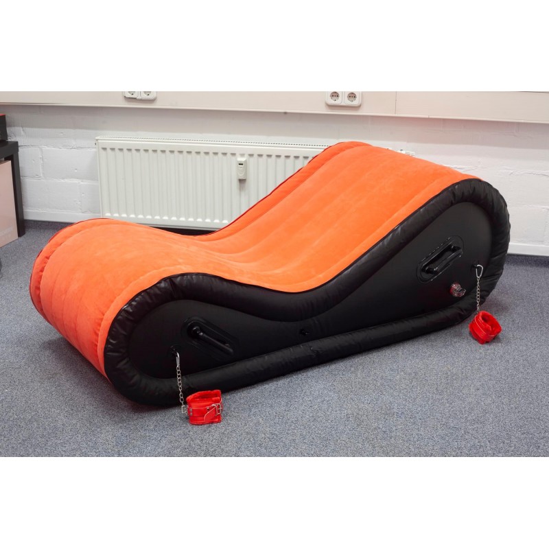 Desirel Magic Pillow - felfújható BDSM szexbútor - bilinccsel (piros) 92898 termék bemutató kép