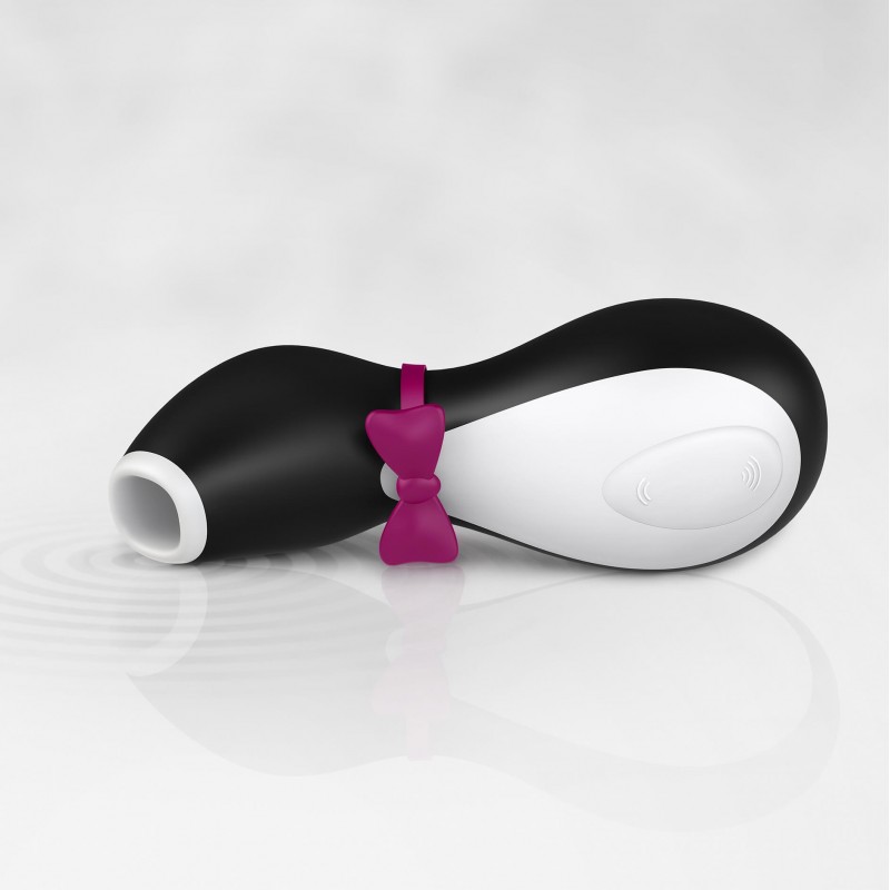 Satisfyer Pro Penguin Next - akkus, vízálló csiklóizgató (fekete-fehér) 28882 termék bemutató kép